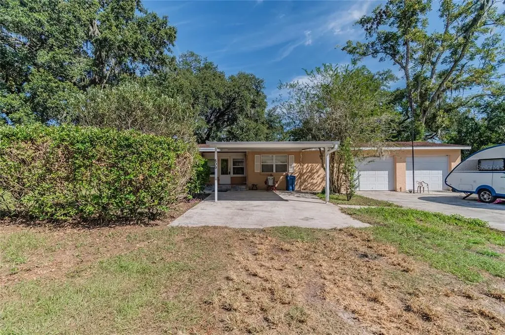409 6th Street Valrico FL 33594