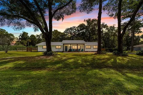 827 NW 94th Street Gainesville FL 32606