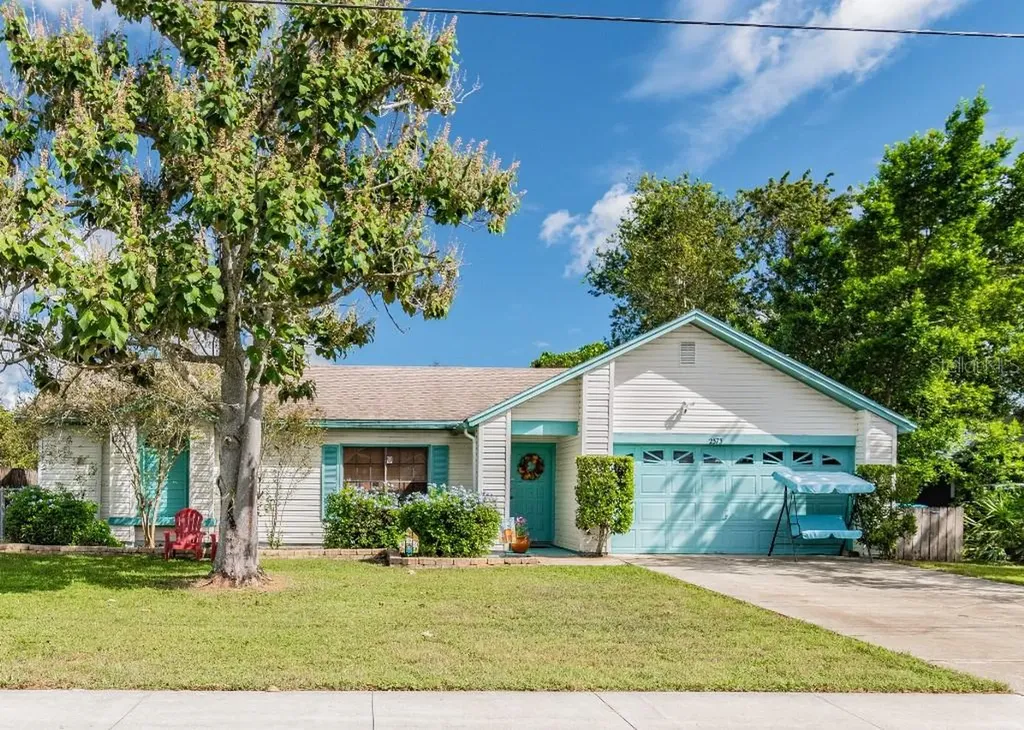 2373 Courtland Boulevard Deltona FL 32738
