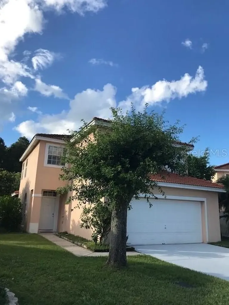 2401 Placetas Court Kissimmee FL 34743