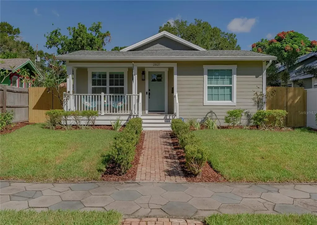 2621 2nd Avenue N St Petersburg FL 33713