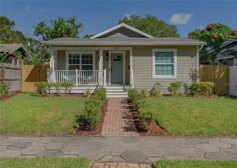 2621 2nd Avenue N St Petersburg FL 33713