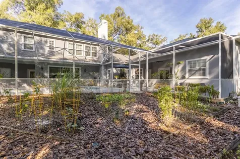 9925 SW 23rd Lane Gainesville FL 32607