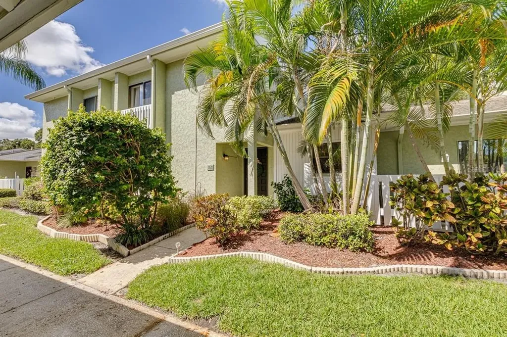 160 Cypress Place Oldsmar FL 34677