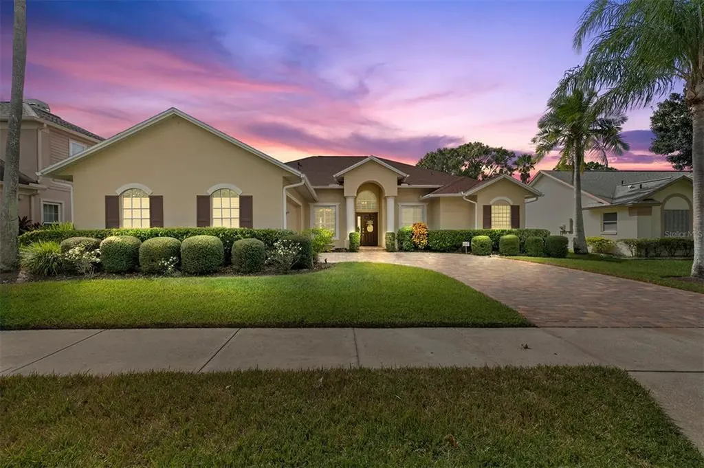 13534 Falcon Pointe Drive Orlando FL 32837