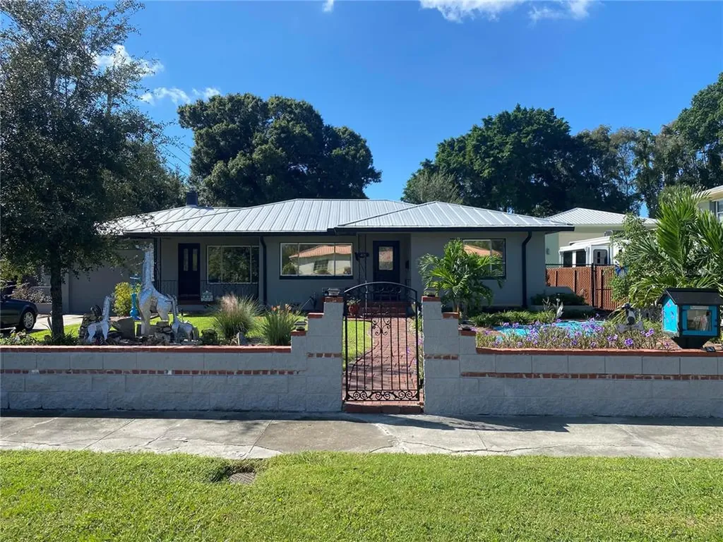 6920 Bougainvilla Avenue S St Petersburg FL 33707