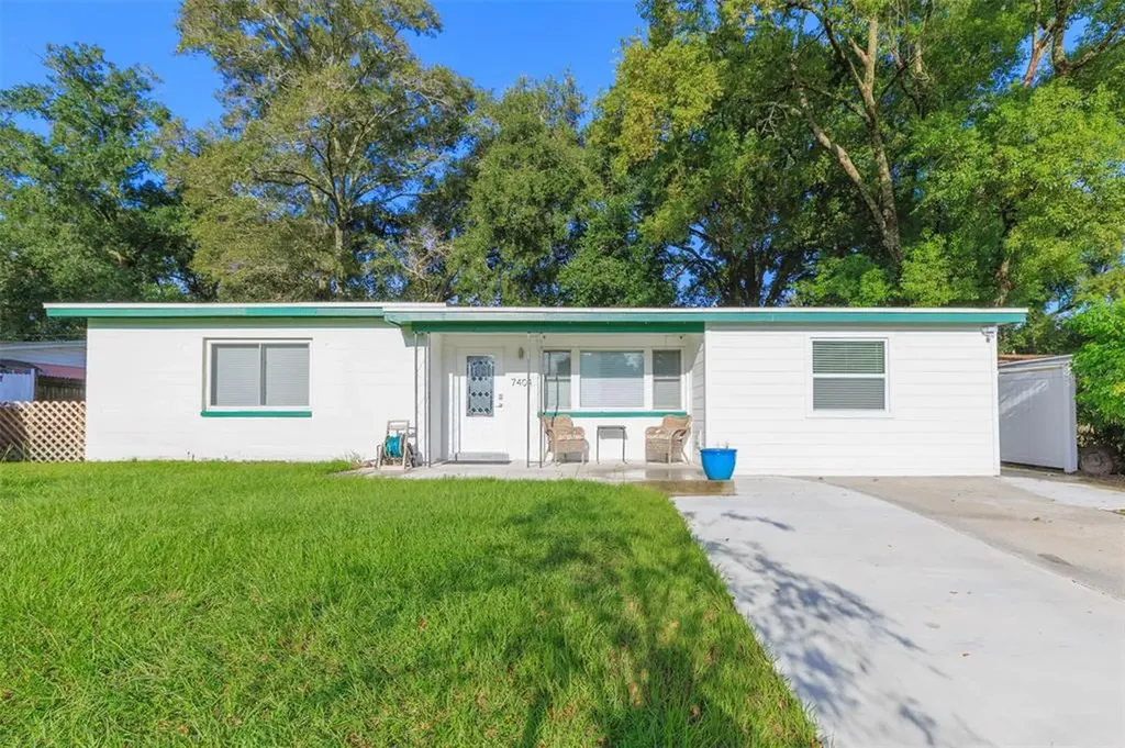 7404 N Howard Avenue Tampa FL 33604