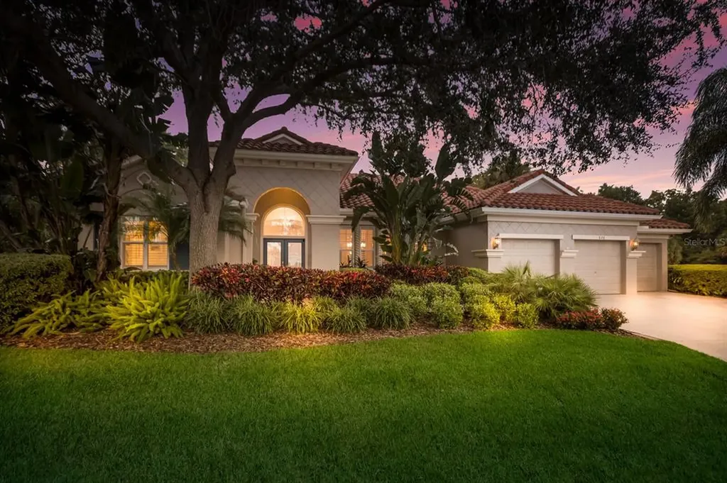 626 Sand Crane Court Bradenton FL 34212