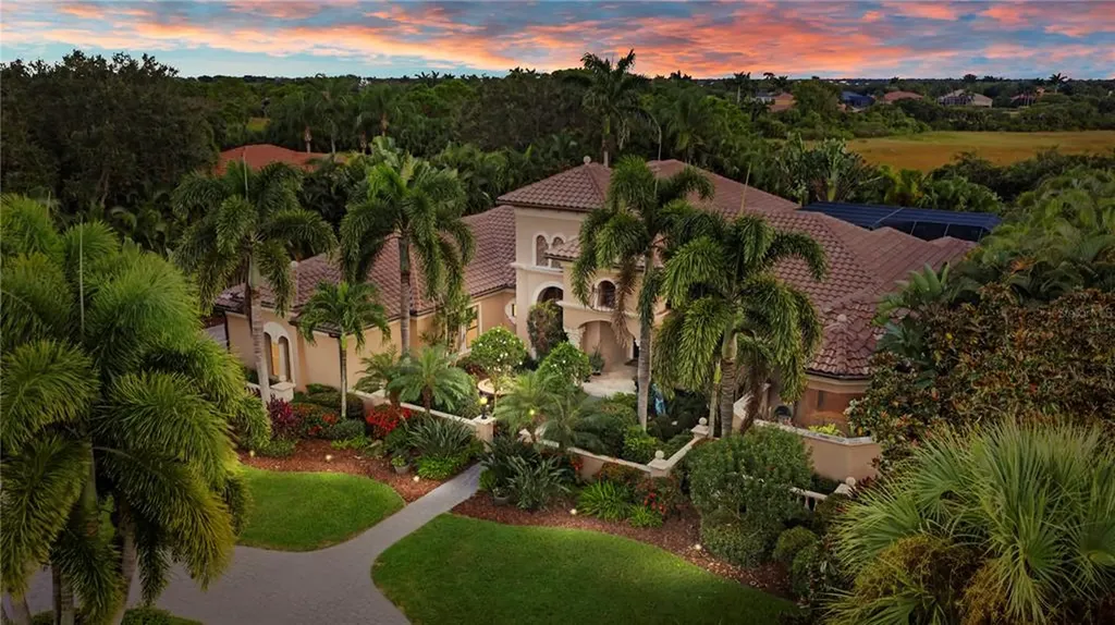 5262 Celedon Court Sarasota FL 34238