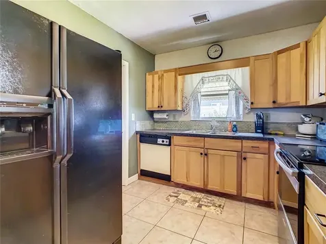 2812 40th Avenue W Bradenton FL 34205
