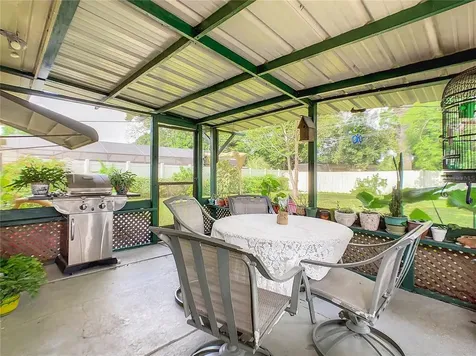 2812 40th Avenue W Bradenton FL 34205