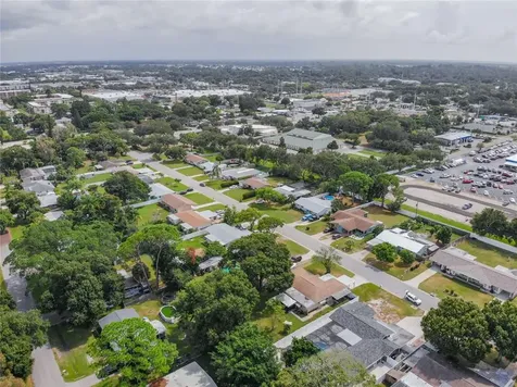 2812 40th Avenue W Bradenton FL 34205