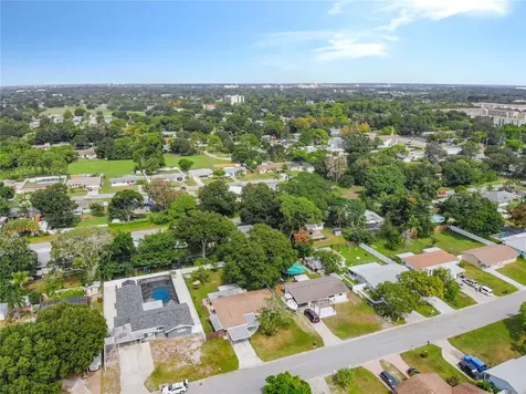 2812 40th Avenue W Bradenton FL 34205