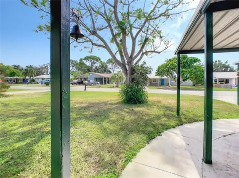 2812 40th Avenue W Bradenton FL 34205