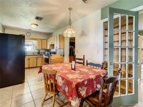 2812 40th Avenue W Bradenton FL 34205