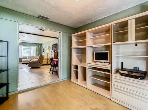 2812 40th Avenue W Bradenton FL 34205