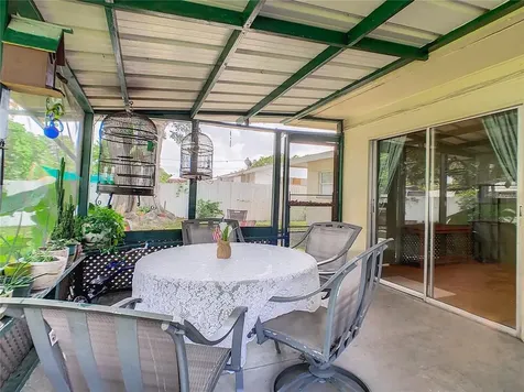 2812 40th Avenue W Bradenton FL 34205