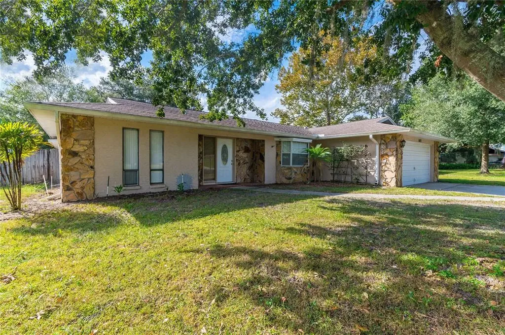 5525 Southernview Drive Zephyrhills FL 33541