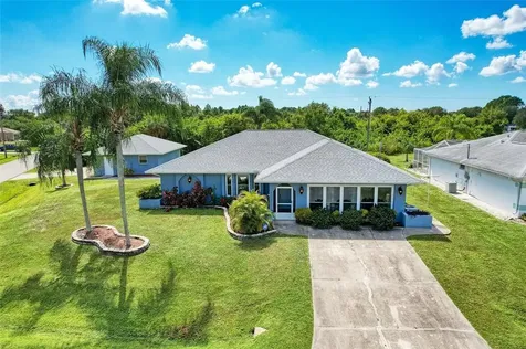 10271 Winstead Avenue Englewood FL 34224