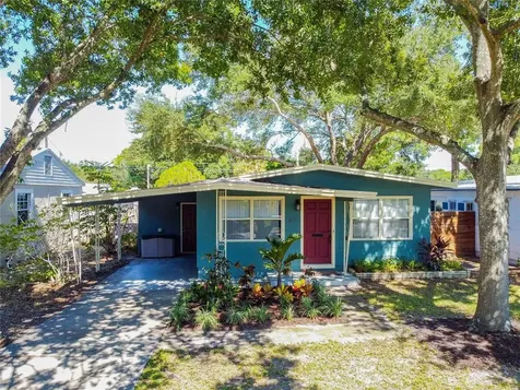 811 47th Avenue N St Petersburg FL 33703