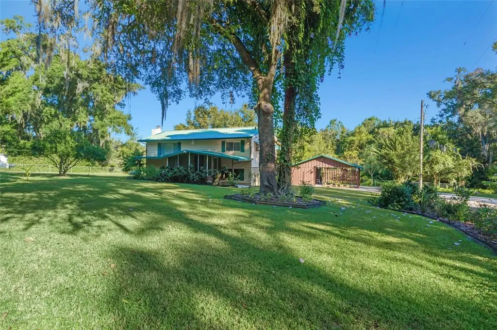 20431 Pinewood Dairy Road Brooksville FL 34601