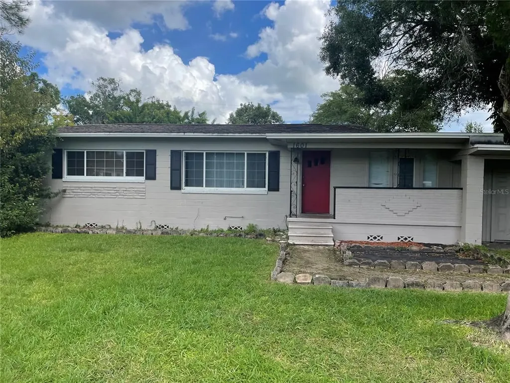 1601 S Palmetto Avenue Sanford FL 32771
