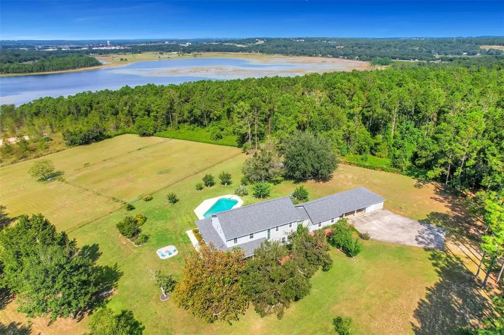 18131 Seminole Trail Clermont FL 34715