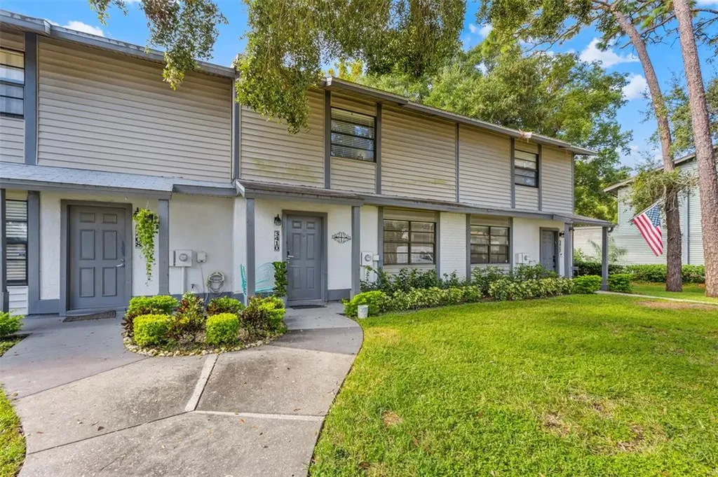 3410 Oak Trail Court Tampa FL 33614
