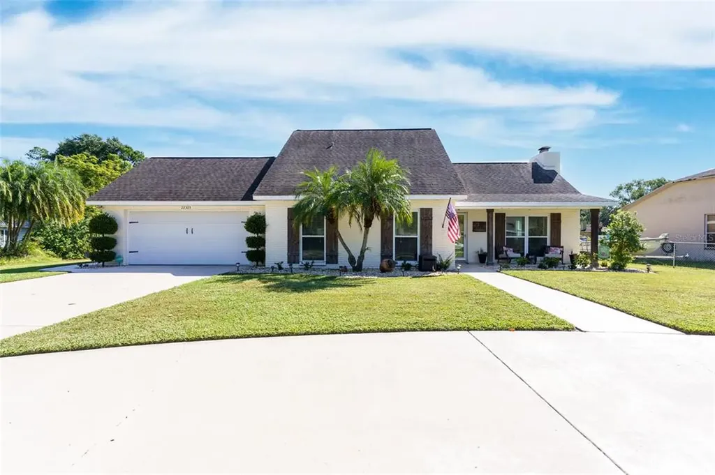 22305 Southshore Drive Land O Lakes FL 34639