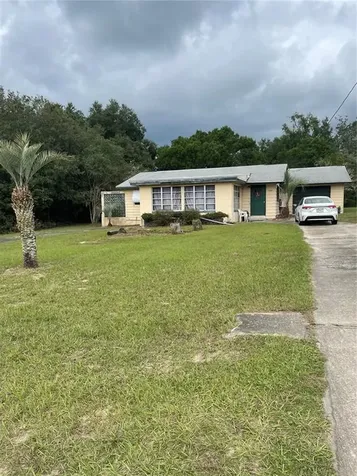 22731 SW Rainbow Lakes Boulevard Dunnellon FL 34431