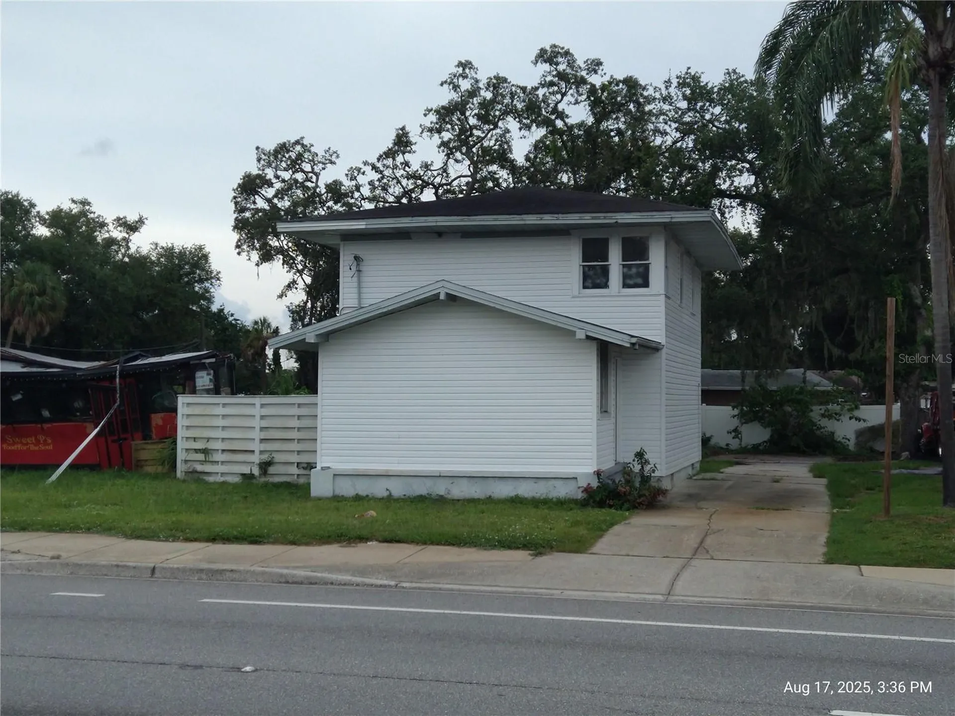 909 And 911 West Hillsborough Avenue Tampa FL 33604
