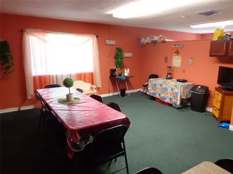 1904 W Waters Avenue Tampa FL 33603