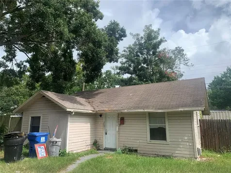 1726 43rd Street S St Petersburg FL 33711
