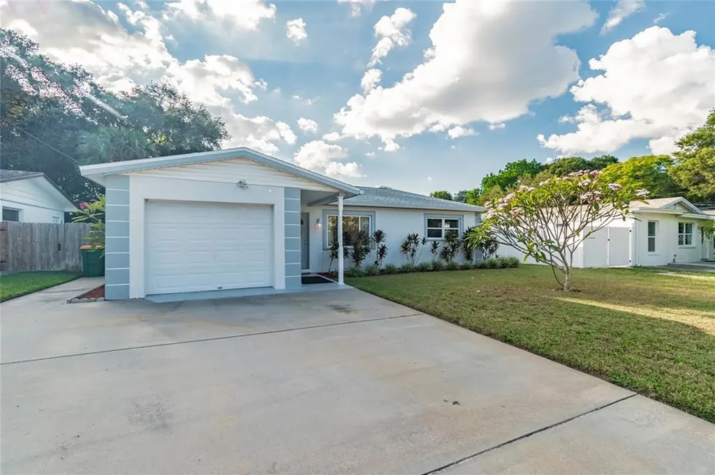 4292 67th Street N St Petersburg FL 33709