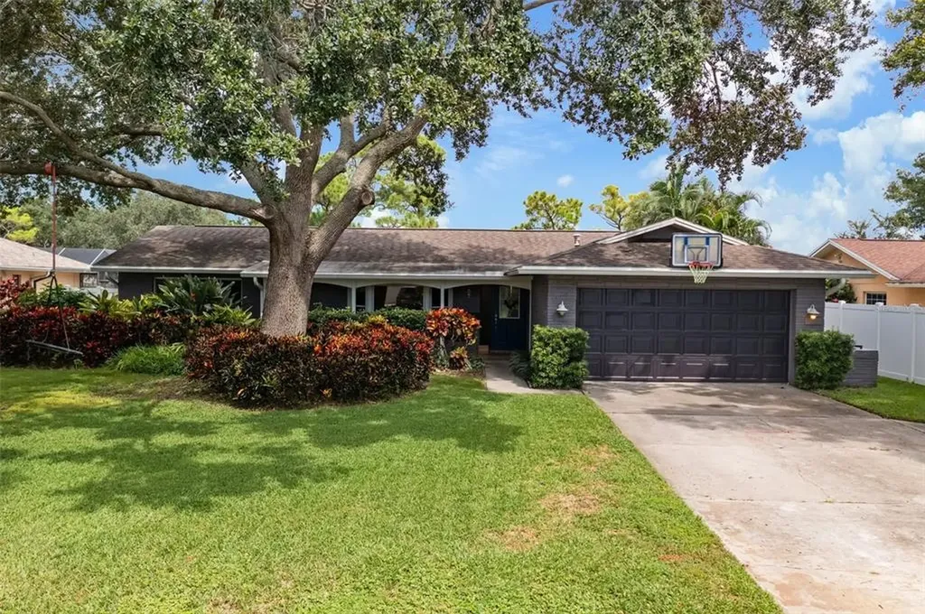 1455 54th Avenue NE St Petersburg FL 33703
