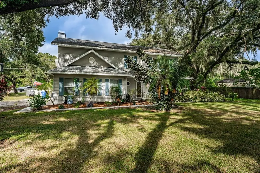 12201 N Ola Avenue Tampa FL 33612
