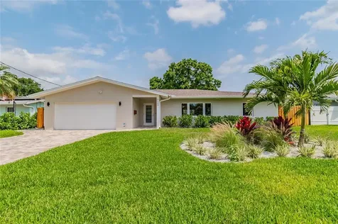 5109 Venetian Boulevard NE St Petersburg FL 33703
