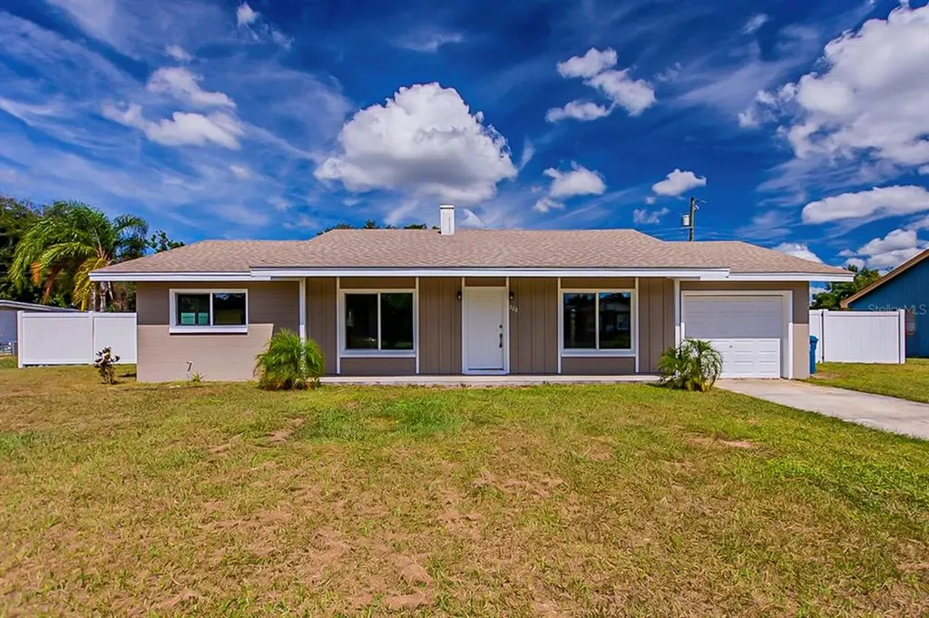 828 Casselberry Drive Lake Wales FL 33853
