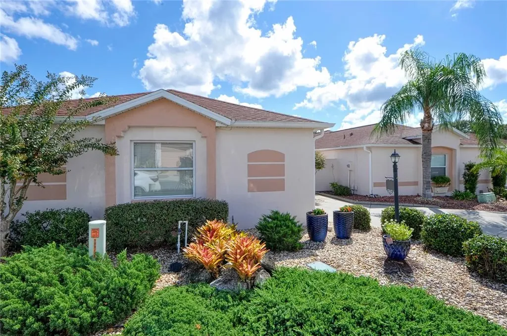 617 Dominguez Drive Lady Lake FL 32159