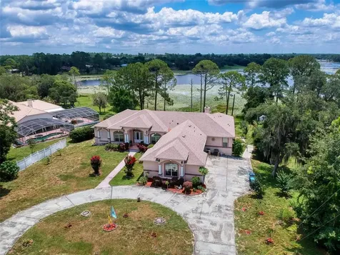 661 E Lehigh Drive Deltona FL 32738
