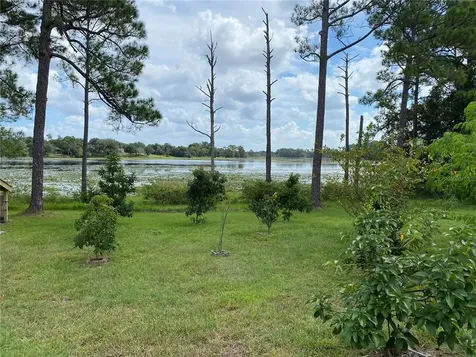 661 E Lehigh Drive Deltona FL 32738