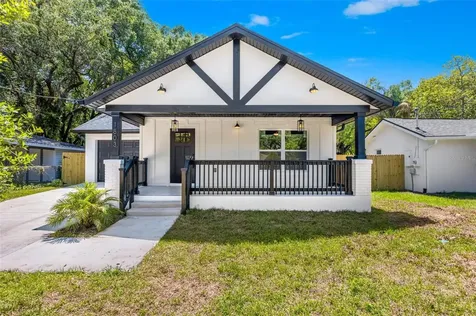 1803 E Knollwood Street Tampa FL 33610