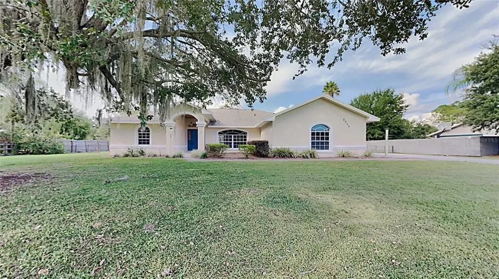 2355 S Stewart Street Kissimmee FL 34746