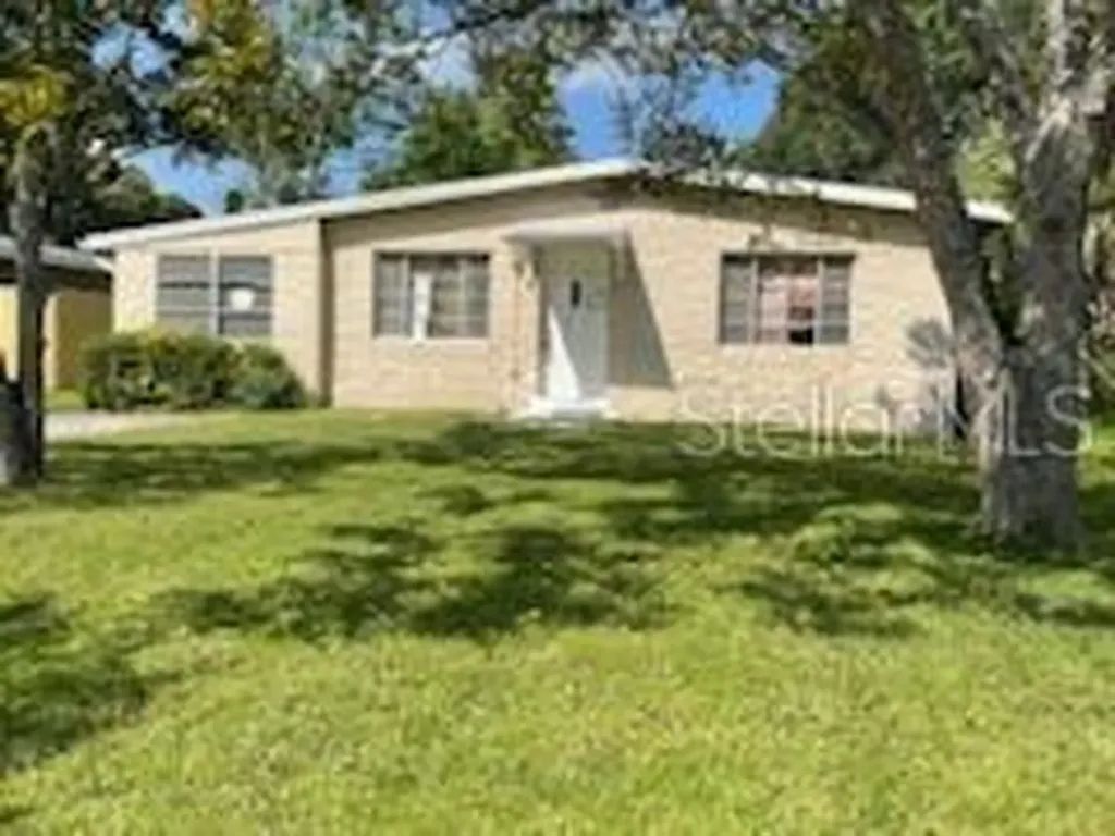 1341 53rd Avenue N St Petersburg FL 33703