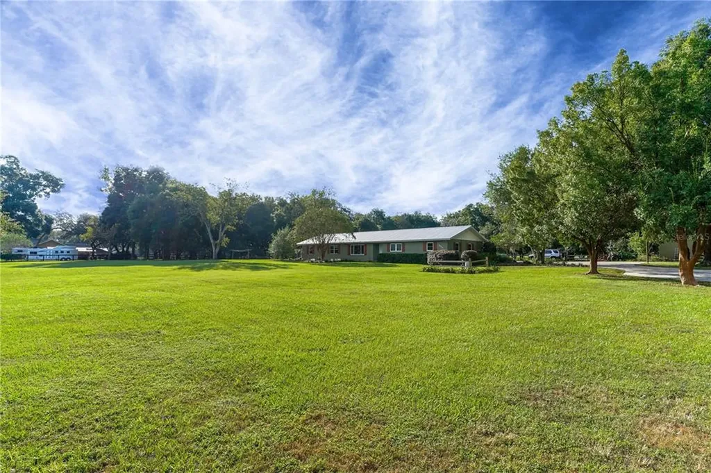 4650 NE 97th Street Road Anthony FL 32617