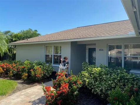 1816 72nd Avenue NE St Petersburg FL 33702