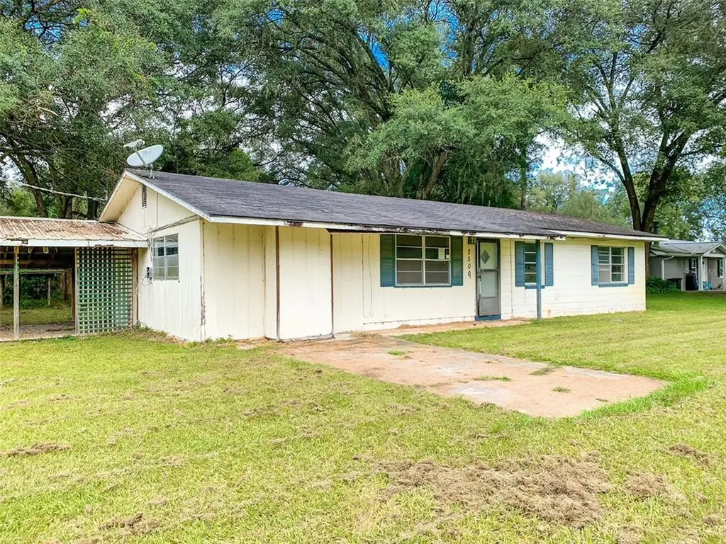 2500 SW Pinemount Road Lake City FL 32024