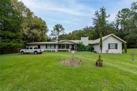 7575 W Highway 316 Reddick FL 32686