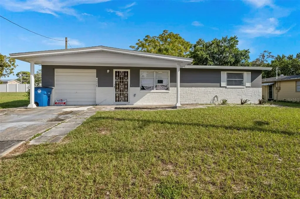 4048 Thunderbird Avenue Spring Hill FL 34606