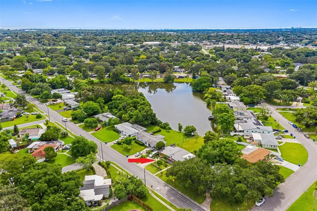 1550 70th Avenue N St Petersburg FL 33702